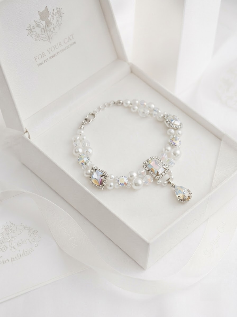 Muse Mo Aurora Crystal Pet Collar – Pearl & Iridescent Crystal Dog Necklace